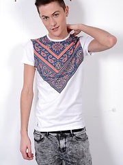 Skylar Blu Gets Fisted, Fucked & Jizzed In The Face By A Horny, Big-Dicked Stud!